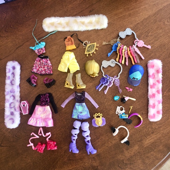 Monster High, Bundle, Skulltimate Secrets, 4 Dolls, 4 Lockers, & Accessories - Picture 11 of 11